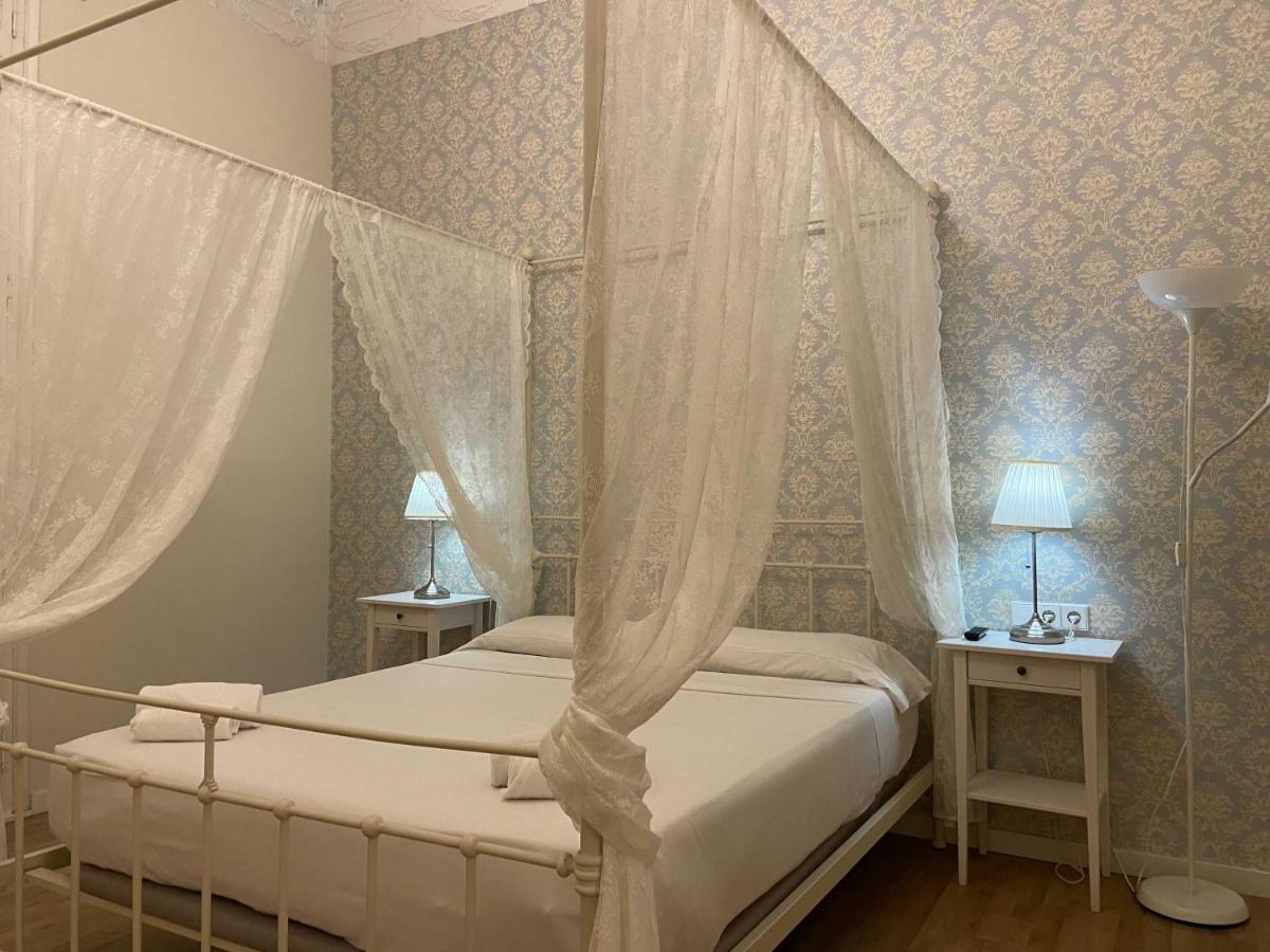 Lumine Luxury Suites By Gaiarooms バルセロナ エクステリア 写真