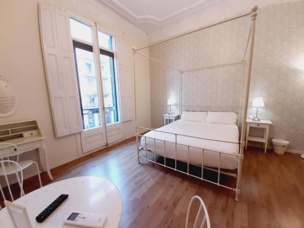 Lumine Luxury Suites By Gaiarooms バルセロナ エクステリア 写真