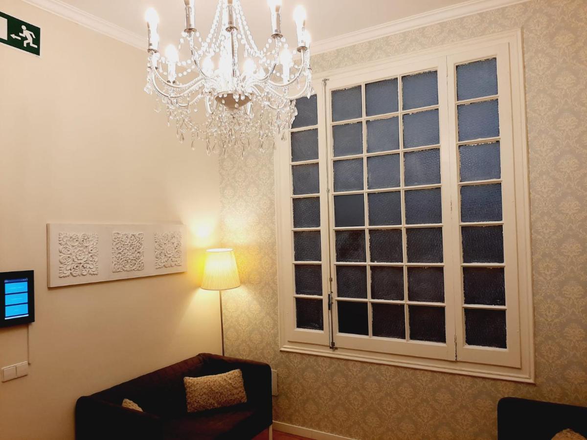 Lumine Luxury Suites By Gaiarooms バルセロナ エクステリア 写真