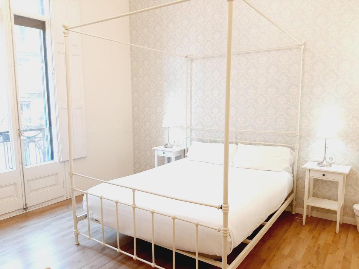 Lumine Luxury Suites By Gaiarooms バルセロナ エクステリア 写真